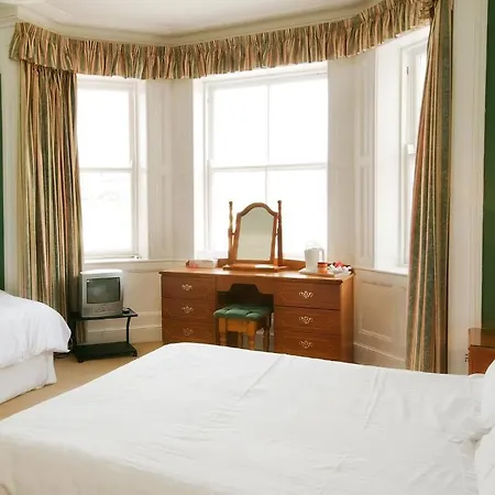 Linden Hall Townhouse Westport